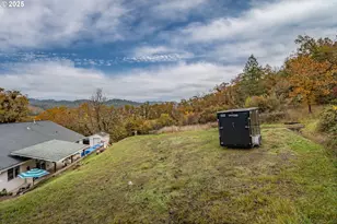 487 SE Dos Gatos Ct, Roseburg, OR 97470 - Photo 43