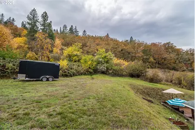 487 SE Dos Gatos Ct, Roseburg, OR 97470 - Photo 41