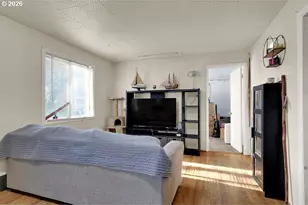 1071 W 11th Ave, Eugene, OR 97402 - Photo 21