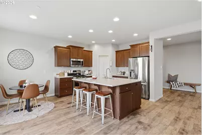 9025 N Dogwood St, Camas, WA 98607 - Photo 11