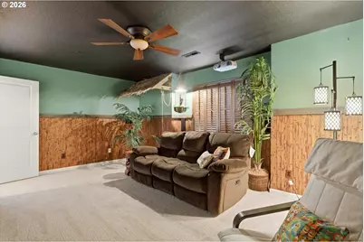 9025 N Dogwood St, Camas, WA 98607 - Photo 33