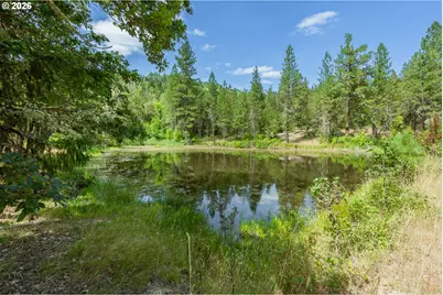895 Mulberry Ln, Roseburg, OR 97471 - Photo 5