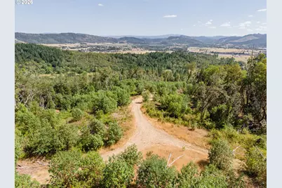 895 Mulberry Ln, Roseburg, OR 97471 - Photo 27