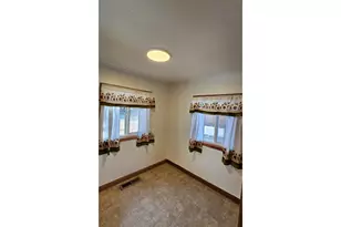 47861 Commercial St, Oakridge, OR 97463 - Photo 9