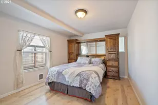 1403 5th St, Tillamook, OR 97141 - Photo 15