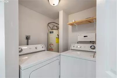 1403 5th St, Tillamook, OR 97141 - Photo 21