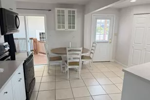 1403 5th St, Tillamook, OR 97141 - Photo 13