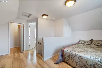 1403 5th St, Tillamook, OR 97141 - Photo 17