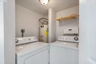 1403 5th St, Tillamook, OR 97141 - Photo 17