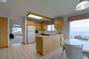 500 E Knoll Ct, The Dalles, OR 97058 - Photo 15