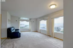 500 E Knoll Ct, The Dalles, OR 97058 - Photo 5