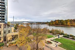 841 S Gaines St, Portland, OR 97239 - Photo 37