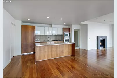 841 S Gaines St #319, Portland, OR 97239 - Photo 13