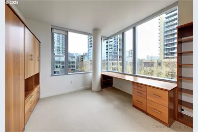 841 S Gaines St #319, Portland, OR 97239 - Photo 27