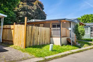 10405 SW Denney Rd, Beaverton, OR 97008 - Photo 3