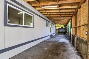 10405 SW Denney Rd, Beaverton, OR 97008 - Photo 41