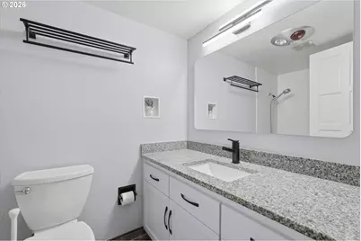 2021 SW Main St #41, Portland, OR 97205 - Photo 19