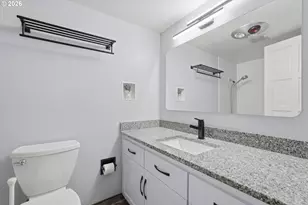 2021 SW Main St, Portland, OR 97205 - Photo 19