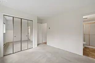 2021 SW Main St, Portland, OR 97205 - Photo 23