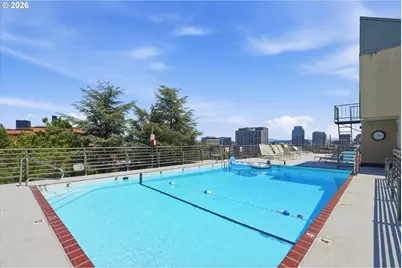 2021 SW Main St #41, Portland, OR 97205 - Photo 29
