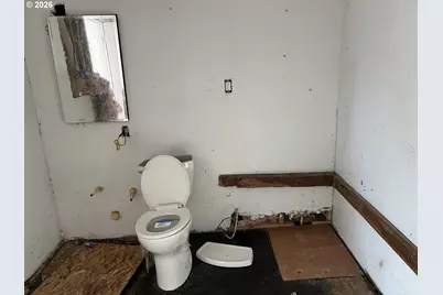 1161 Curtin Rd, Cottage Grove, OR 97424 - Photo 31