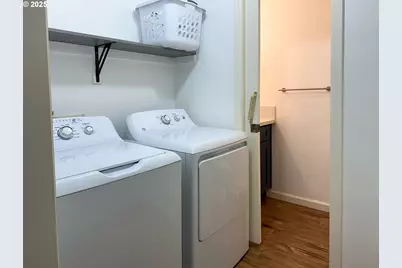 10017 SE Hult St, Portland, OR 97266 - Photo 15