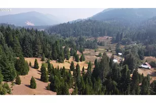 911 Tunnel Rd, Glendale, OR 97442 - Photo 33