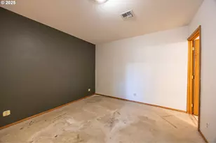 173 Park St, Glide, OR 97443 - Photo 23