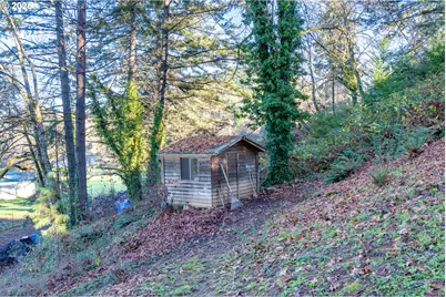 173 Park St, Glide, OR 97443 - Photo 41