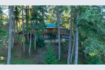 173 Park St, Glide, OR 97443 - Photo 3