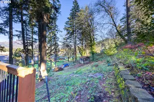 173 Park St, Glide, OR 97443 - Photo 37