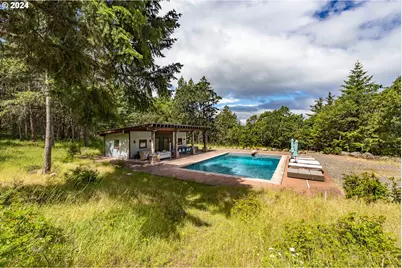 2058 State Rd, Mosier, OR 97040 - Photo 21