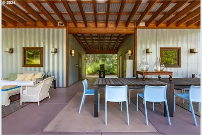 2058 State Rd, Mosier, OR 97040 - Photo 9