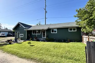 537 Art St, Brookings, OR 97415 - Photo 5