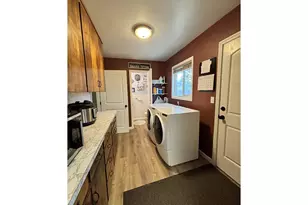 537 Art St, Brookings, OR 97415 - Photo 17