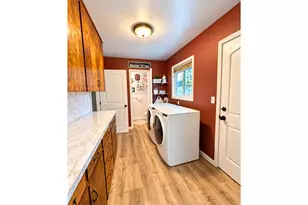 537 Art St, Brookings, OR 97415 - Photo 17