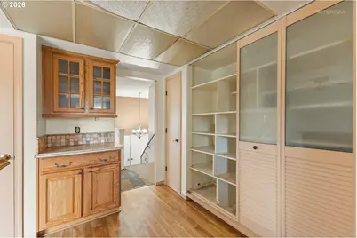 15904 SE Harrison St, Portland, OR 97233 - Photo 9