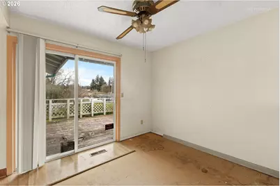 15904 SE Harrison St, Portland, OR 97233 - Photo 11