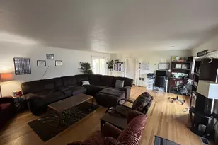 1022 Horn Ln, Eugene, OR 97404 - Photo 3