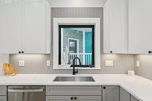 42 Washington St, Rockaway Beach, OR 97136 - Photo 21