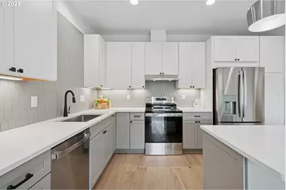 42 Washington St, Rockaway Beach, OR 97136 - Photo 23