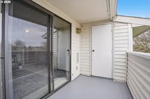 11040 SW Greenburg Rd, Tigard, OR 97223 - Photo 5