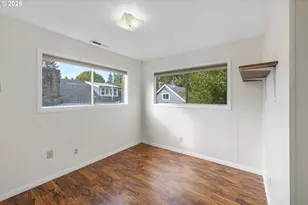 805 SE 139th Ave, Portland, OR 97233 - Photo 23