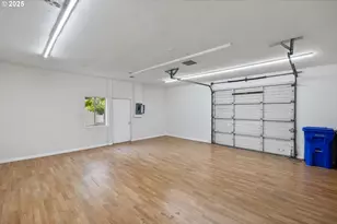 805 SE 139th Ave, Portland, OR 97233 - Photo 35