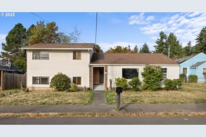 805 SE 139th Ave, Portland, OR 97233 - Photo 1