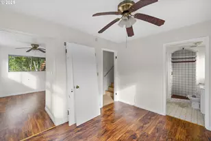 805 SE 139th Ave, Portland, OR 97233 - Photo 27