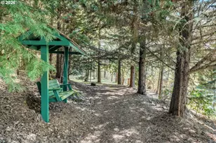 1381 Oak Hill Rd, Roseburg, OR 97471 - Photo 35