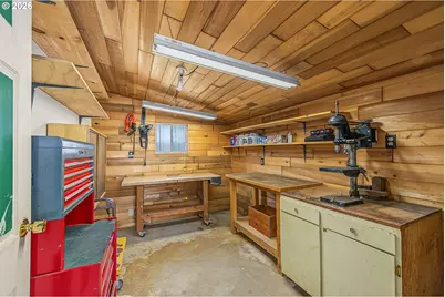 1199 N Terry St #194, Eugene, OR 97402 - Photo 3