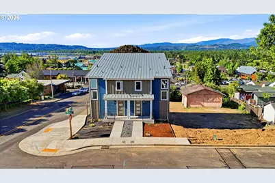 107 SE 3rd St, Troutdale, OR 97060 - Photo 41