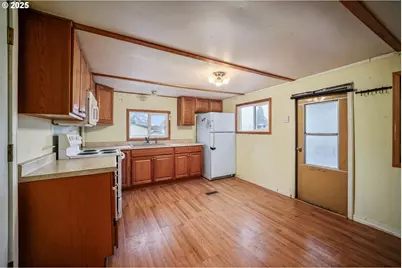 620 SE 2nd Ave #44, Canby, OR 97013 - Photo 15